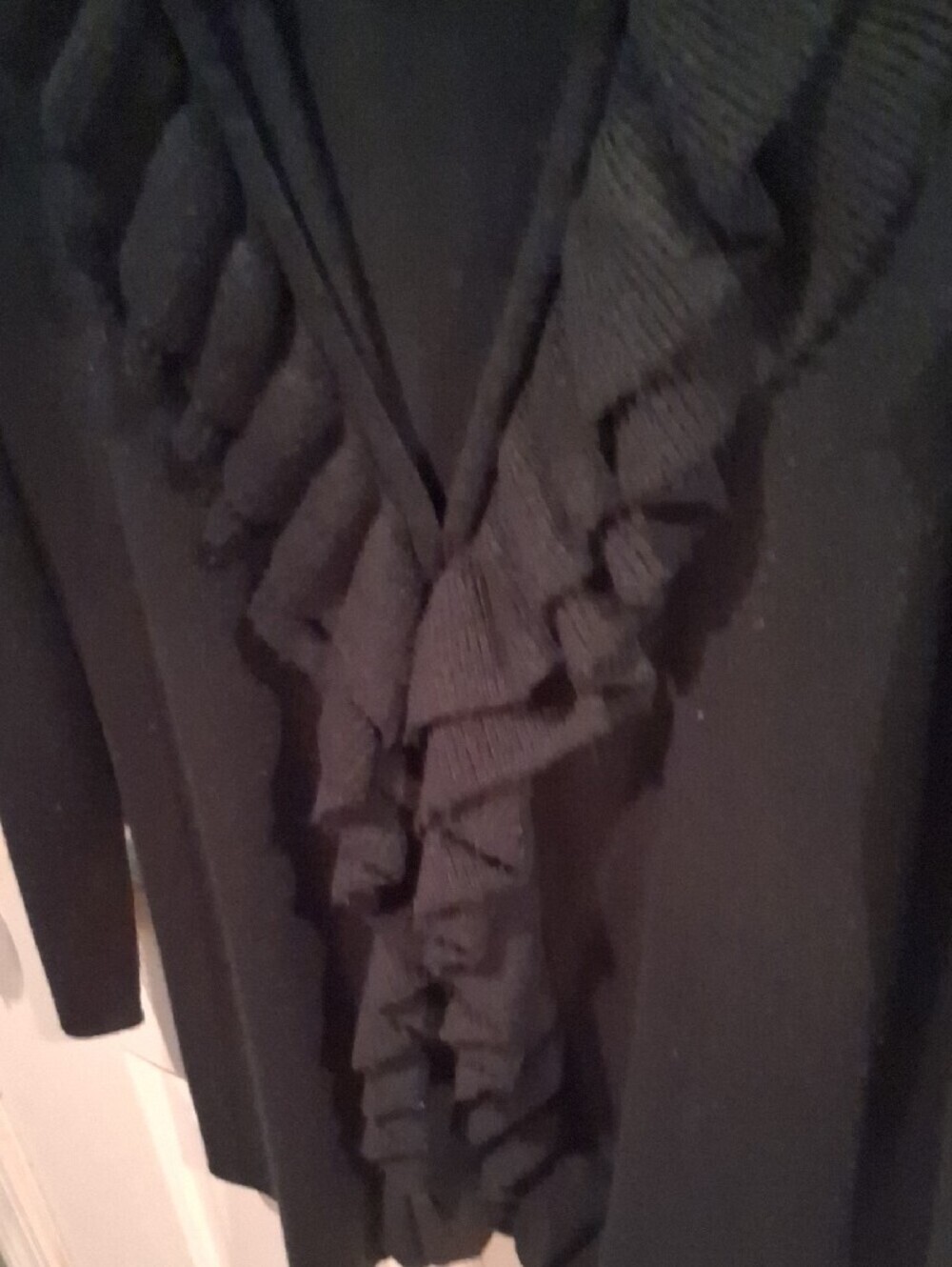 ♟️📸 Jet Black Ruffle-Front Open Cardigan Sweater - Picture 10 of 12